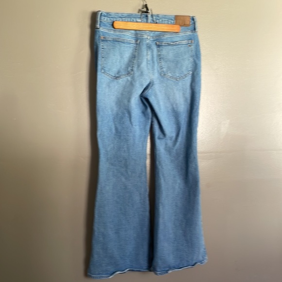 Madewell Flared Jeans - Picture 2 of 3